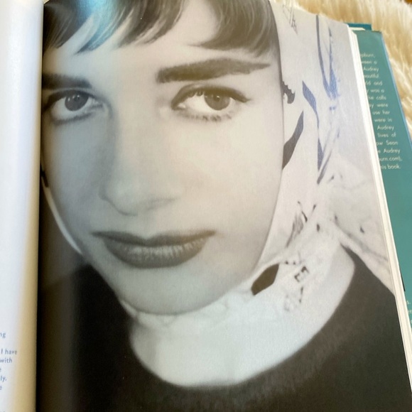 AUDREY HEPBURN ELEGANT SPIRIT A SON REMEMBERS SEAN FERRER HB EUC - Picture 8 of 15